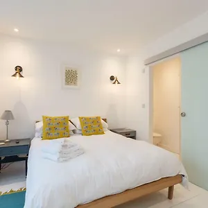 Apartment Dale House - Vivre Retreats