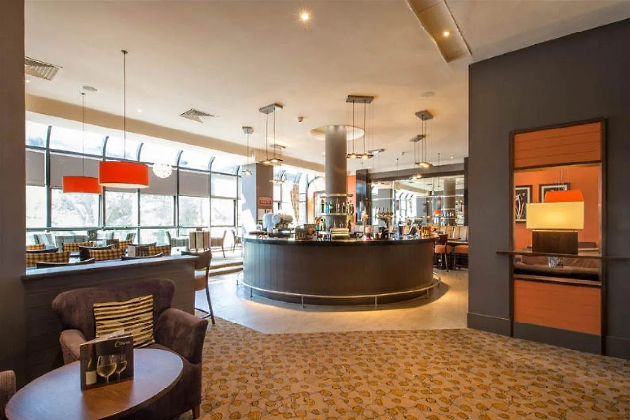 Premier Inn Bournemouth Central ホテル